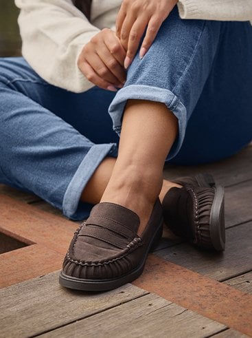 FOOTWEAR